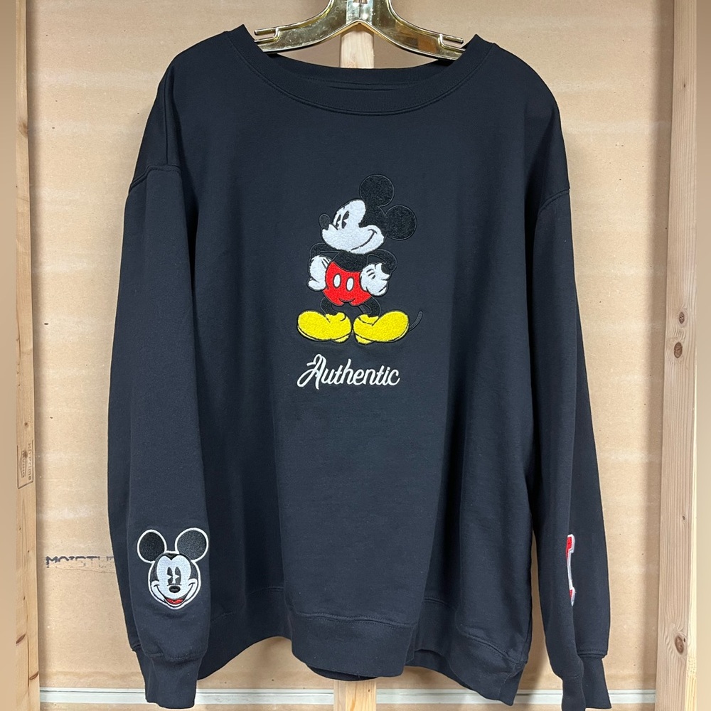 Disney Authentic Black Mickey Mouse Sweater Sweatshirt 2X - Picture 2 of 10
